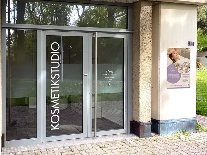 Eingang Kosmetikstudio Sein